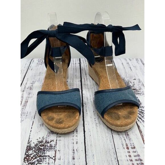UGG Womens Amell Wedge Heel Sandals Denim Lace Up Open Toe Navy Blue Size 7.5 - Picture 1 of 12